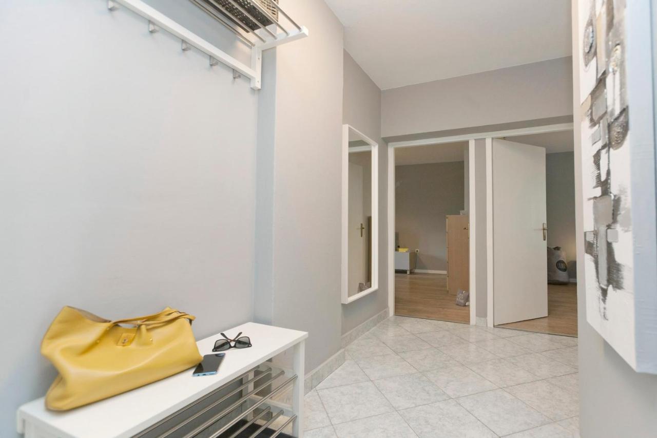 Rr Apartment พูลา ภายนอก รูปภาพ