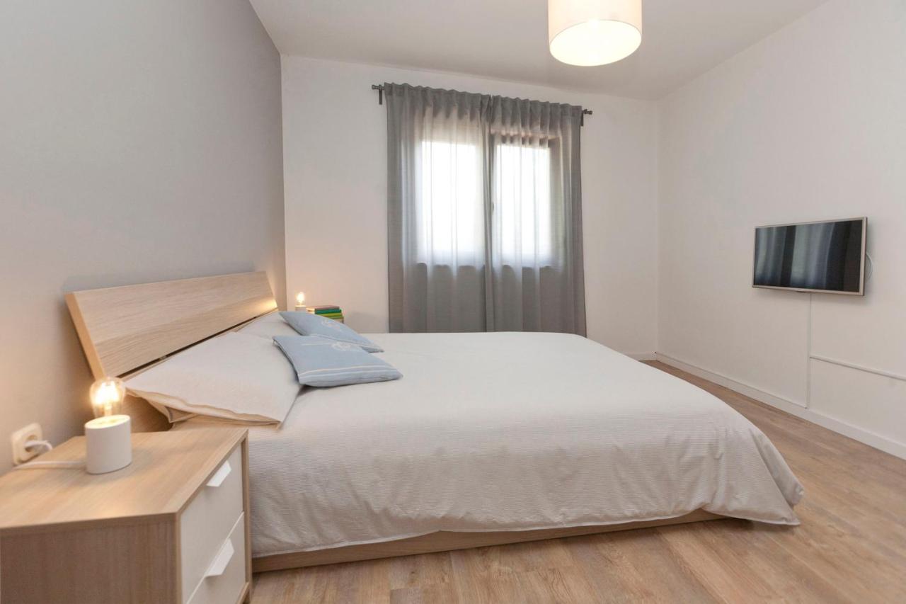 Rr Apartment พูลา ภายนอก รูปภาพ